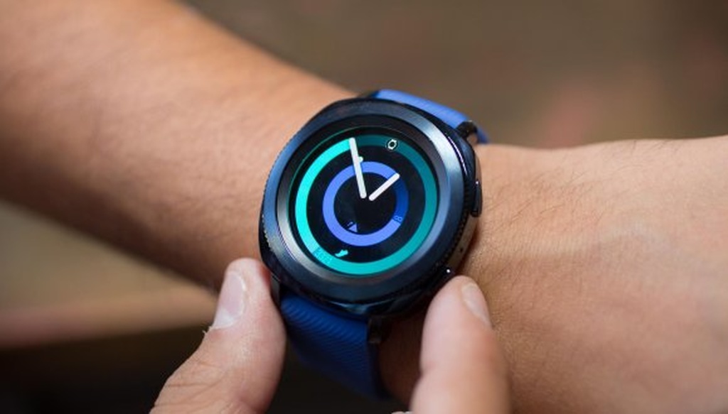 Yeni ağıllı saat təqdim olundu- Samsung Gear Sport