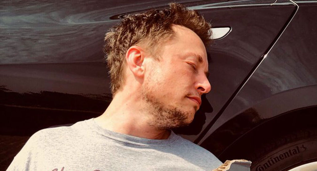Elon Musk'ın 1 Aprel zarafatı qismən doğru oldu: Teslaquilla Ortaya Çıxdı!