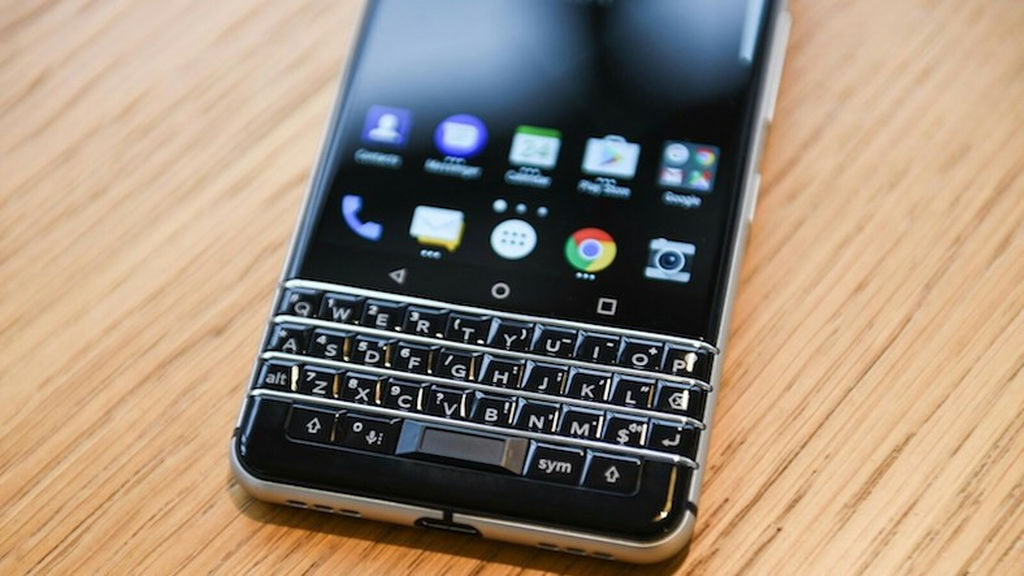 BlackBerrynin fiziki klaviaturalı telefonu Key2,  7 İyunda tanıdılacaq!