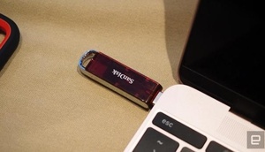 CES 2018-də dünyanın ən kiçik 1 TB həcmli flaş-kartı təqdim edildi