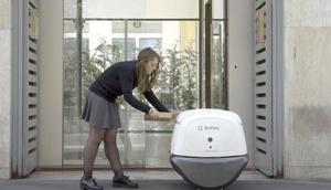 Süni intellektə malik robot kuryer: Yape