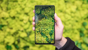 Ön kamerasını içində saxlayan, həqiqətən çərçivəsiz  telefon: Vivo Apex!