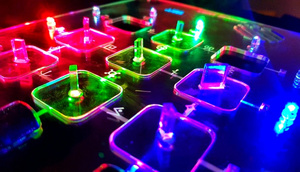 Öz-özünüzə edə biləcəyiniz rəngarəng platforma oyunu- VİDEO