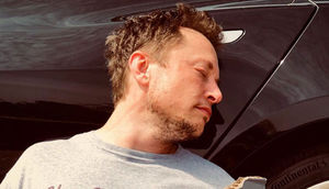 Elon Musk'ın 1 Aprel zarafatı qismən doğru oldu: Teslaquilla Ortaya Çıxdı!