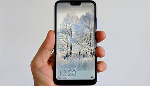 Huawei P20-ni bahalı tapanlara: Qarşınızda möhtəşəm dizaynıyla Huwei Honor 10