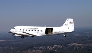 Göydəykən təyyarənin qapıları bir anda açılsa nə olar?