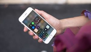 Çox adamın bilmədiyi, bütün məlumatların silinməsinə səbəb olan təhlükəli iPhone xüsusiyyəti!