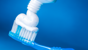 Faydalı bildiyimiz diş pastalarının əslində bağırsaq düşməni olduğunu bilirdinizmi?