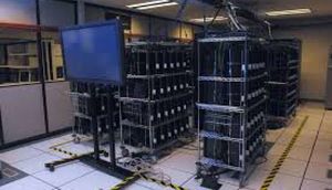 Kompüter erasının 70 illiyi tamam oldu 