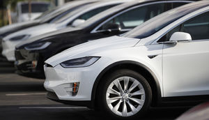 "Tesla" işi sürətləndirdi: Həftədə 5 min elektromobil