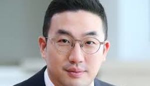 LG-də rəhbərlik atadan oğula keçdi