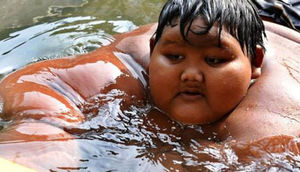 Dünyanın ən kök uşağını bir də indi görün - FOTO