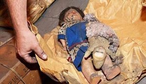 70 ildən sonra gizli qutunu açdı - İçindən baxın nə çıxdı / FOTOLAR