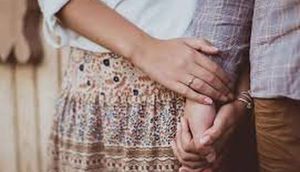 Sevgiliniz əlinizdən bu cür tutursa...