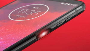 Motorola yeni smartfonunu təqdim edib