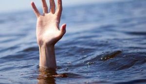 İstirahət etdiyi çadırı gölə buraxdılar - pis zarafatın sonu - VİDEO